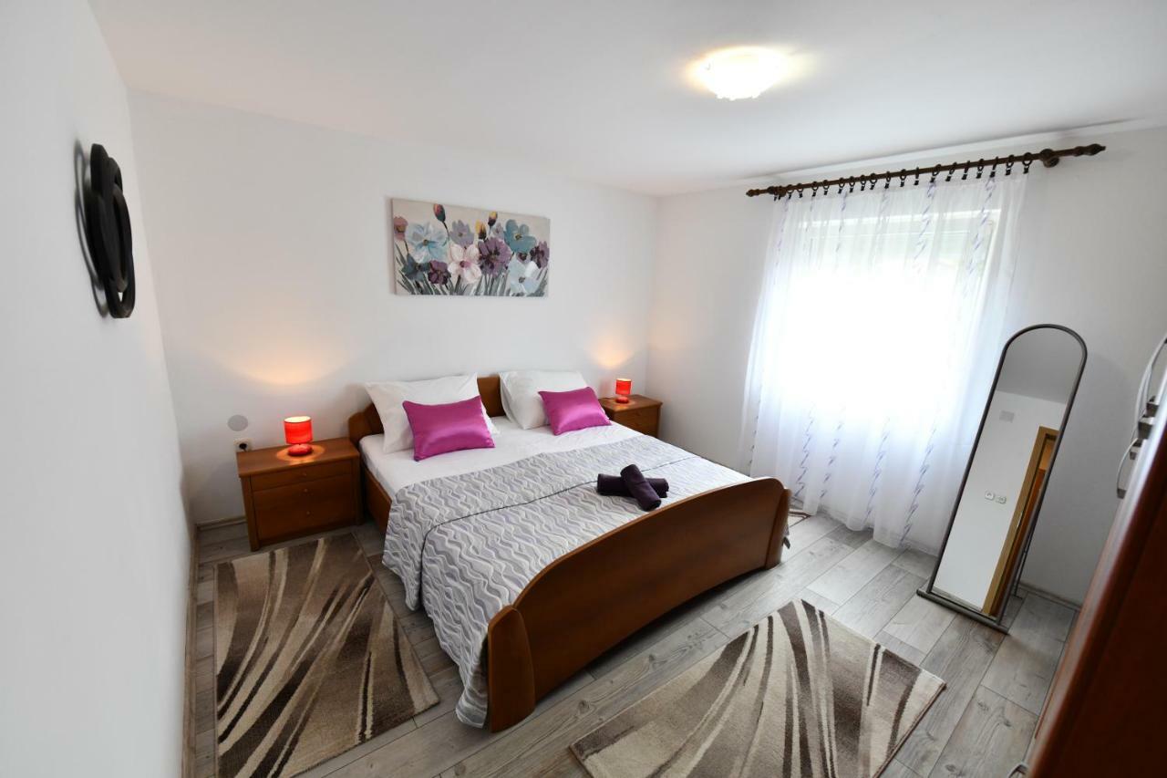 Holiday Home Miramary Trilj Exterior foto